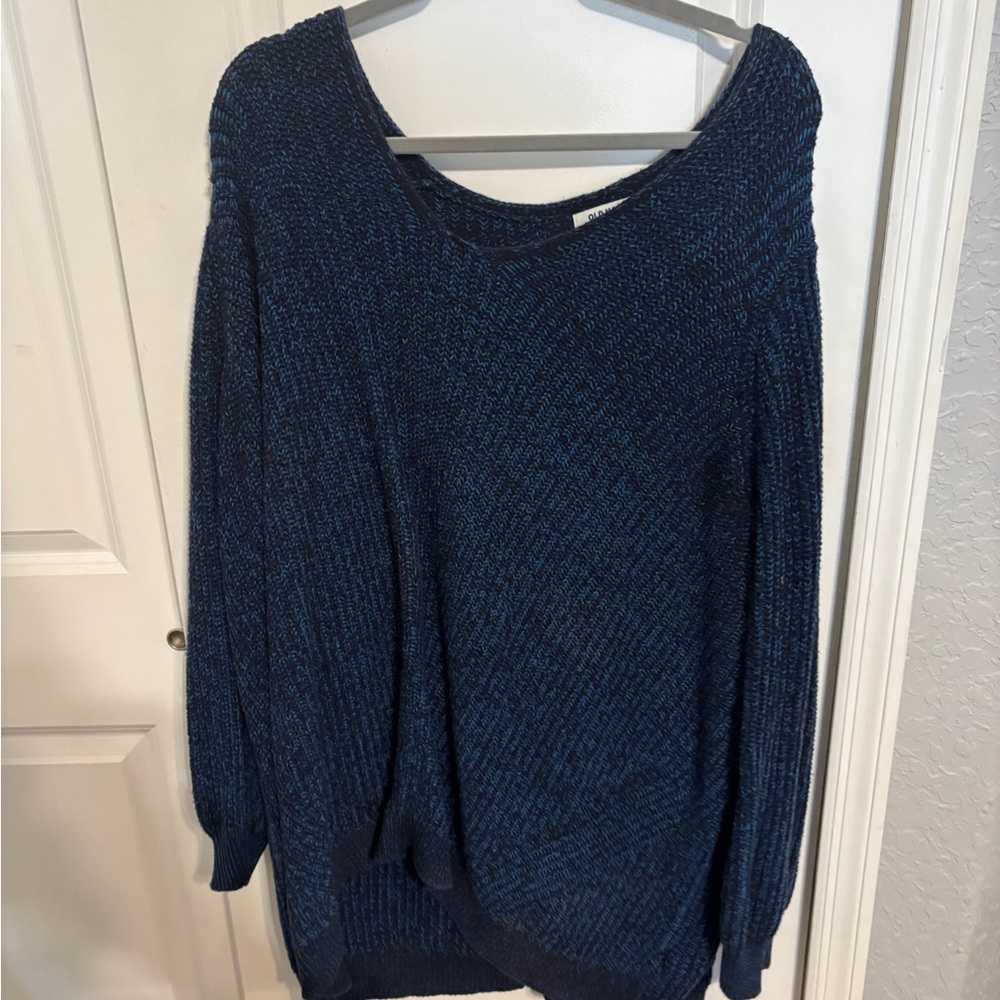 Women's Blue Sweater